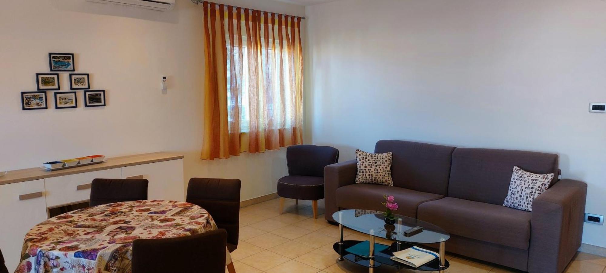 מאלי לוסיניי Adriana Apartment מראה חיצוני תמונה